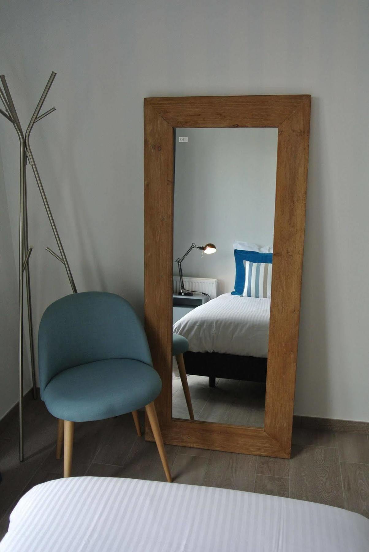 Lo-Gies Apartment Локристи Екстериор снимка